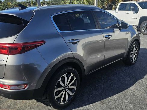Used 2017 Kia Sportage EX w/ EX Technology Package FWD image 21