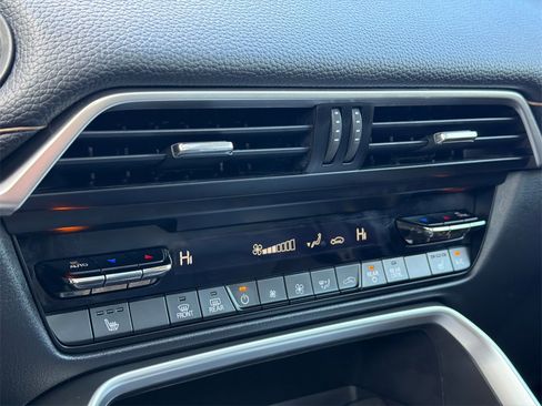 Used 2024 MAZDA CX-90 3.3 Turbo w/ Premium Package image 32