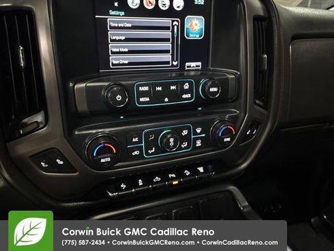 Used 2018 GMC Sierra 2500 SLT w/ All Terrain HD Package AWD/4WD image 28