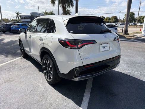 New 2026 Honda HR-V EX-L image 6