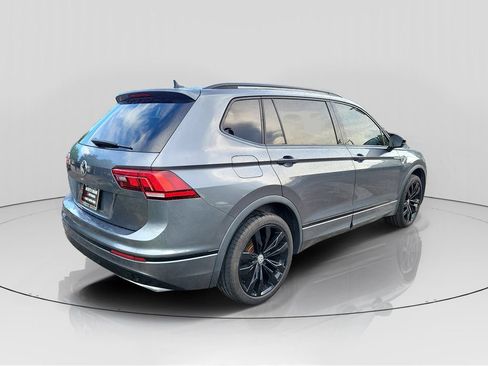 Used 2021 Volkswagen Tiguan SE R-Line FWD image 7