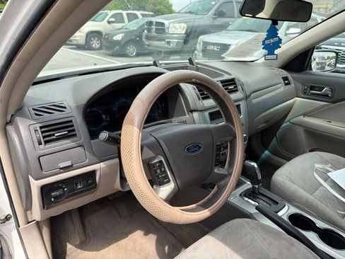 Used 2011 Ford Fusion SE w/ 201A Rapid Spec Order Code FWD image 14