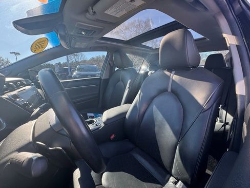 Used 2018 Toyota Camry XSE image 24