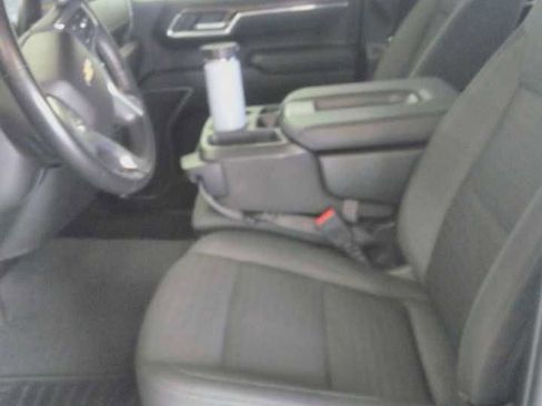 Used 2025 Chevrolet Silverado 1500 LT RWD image 9