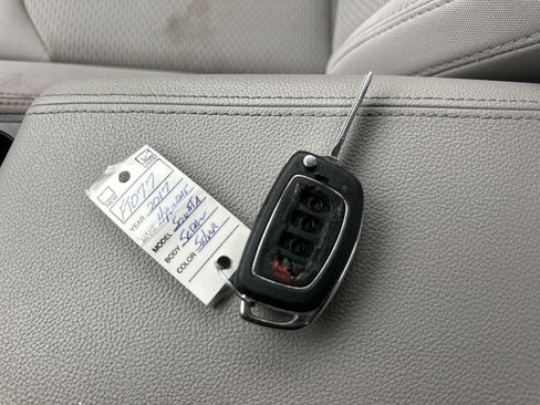 Used 2017 Hyundai Sonata SE FWD image 33