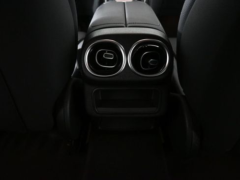 Certified 2025 Mercedes-Benz GLC 350e 4MATIC image 17