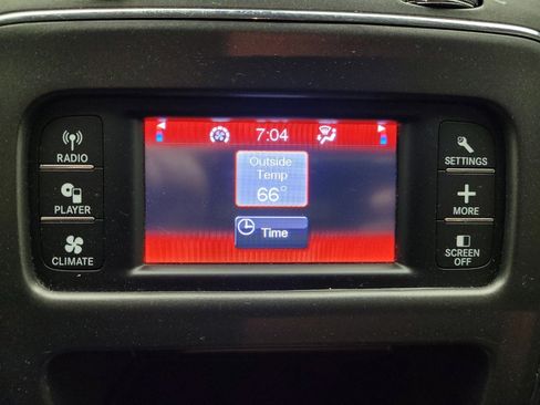 Used 2019 Dodge Journey SE FWD image 25