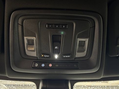 Used 2022 Chevrolet Silverado 3500 High Country w/ Z71 Off-Road Package AWD/4WD image 28