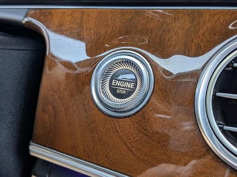 Used 2018 Mercedes-Benz E 400 4MATIC Wagon image 31