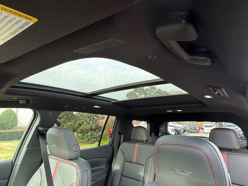 New 2026 Chevrolet Traverse RS image 15