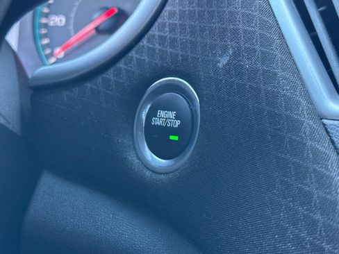 Used 2024 Chevrolet Malibu LT image 32