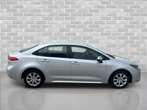 Used 2024 Toyota Corolla LE FWD image 6