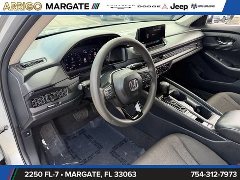 Used 2024 Honda Accord LX image 10