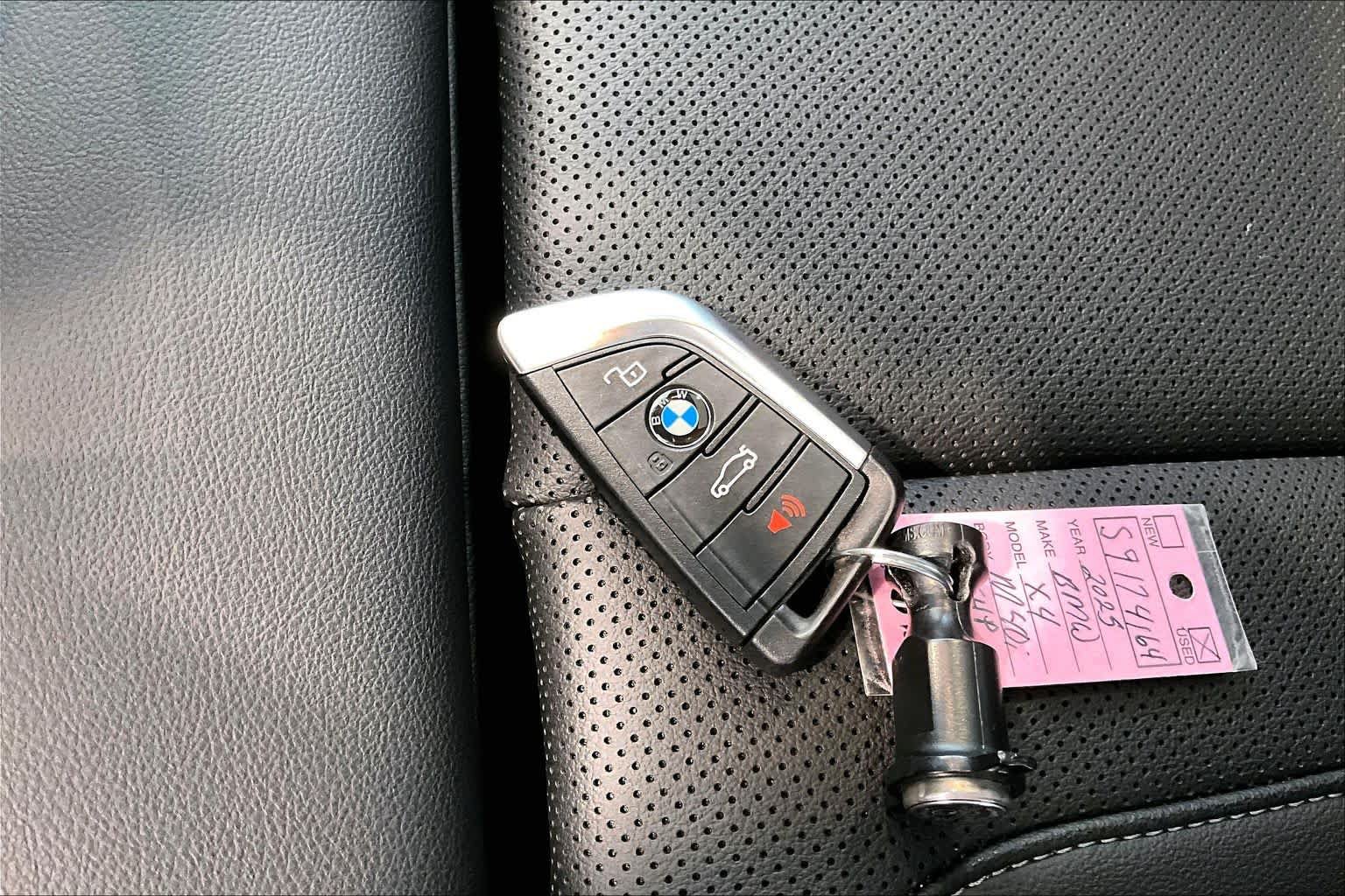 Used 2025 BMW X4 M40i w/ Premium Package AWD/4WD image 14