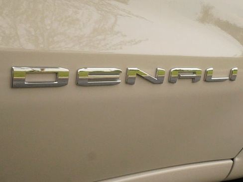 New 2026 GMC Sierra 1500 Denali w/ Denali Reserve Package AWD/4WD image 46