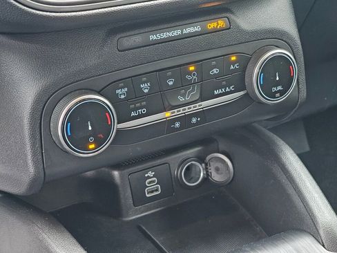 Certified 2025 Ford Escape Active AWD/4WD image 26