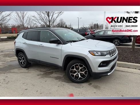 Used 2025 Jeep Compass Limited image 4