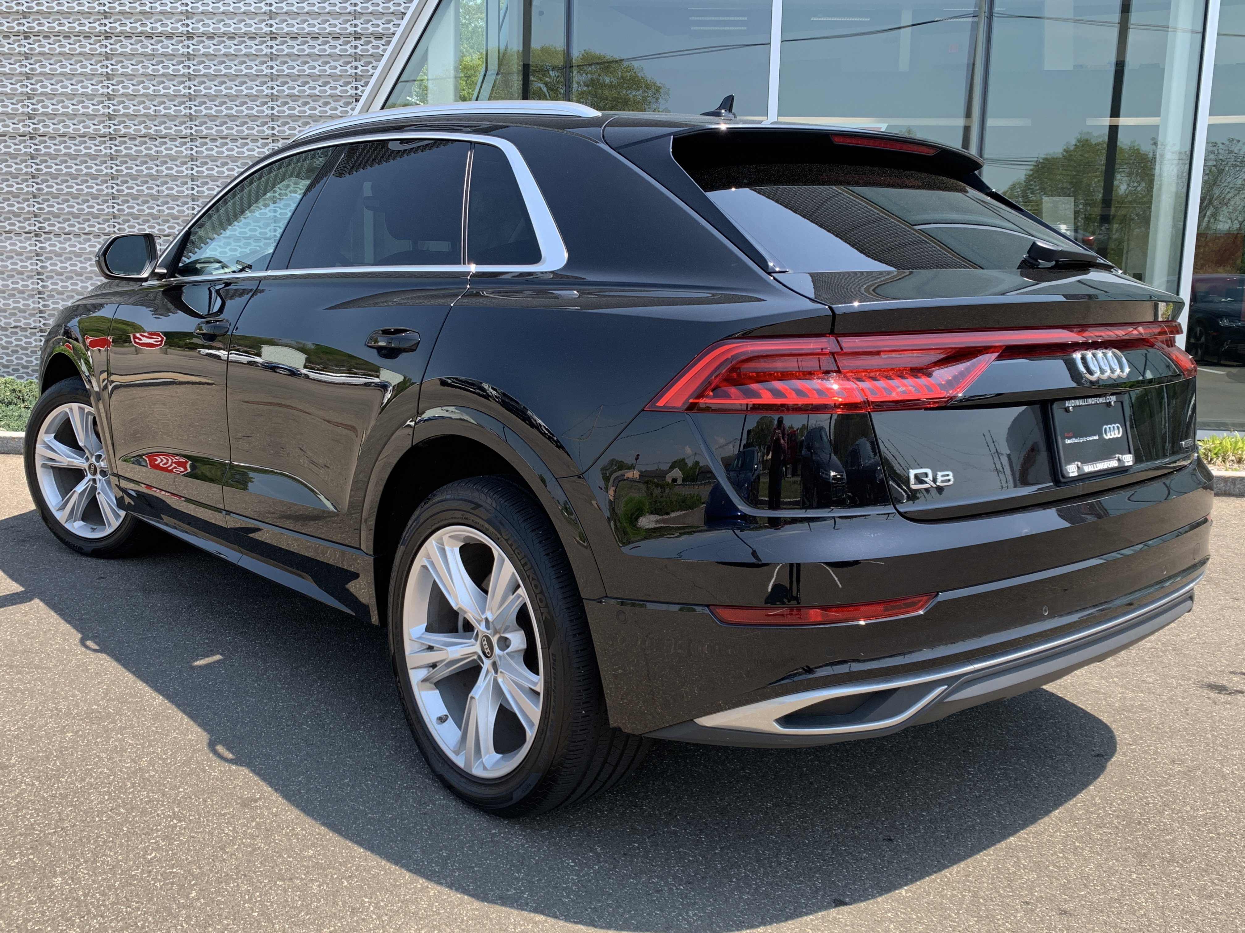 Certified 2023 Audi Q8 Premium w/ Convenience Package AWD/4WD image 3