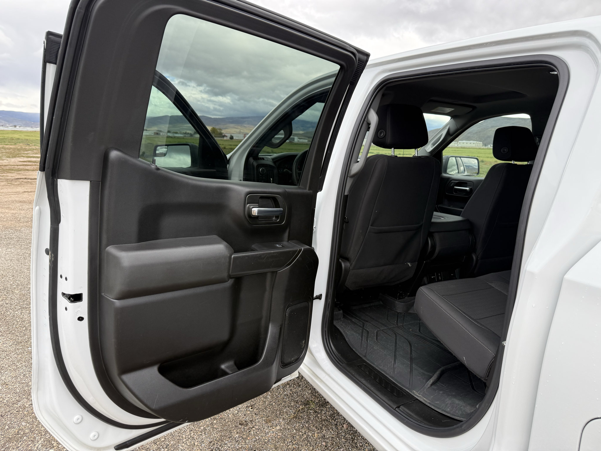 Used 2024 Chevrolet Silverado 1500 Custom AWD/4WD image 26