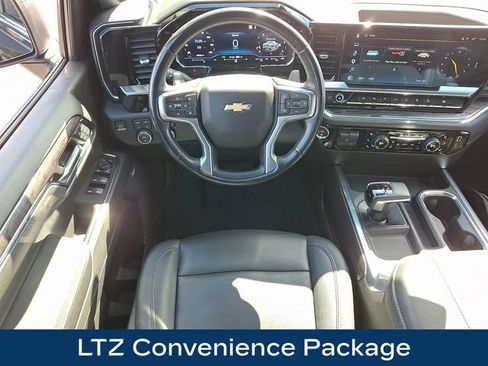 Used 2023 Chevrolet Silverado 1500 LTZ AWD/4WD image 3