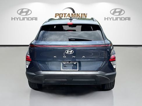 Certified 2024 Hyundai Kona SEL FWD image 6
