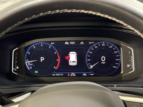 Certified 2024 Volkswagen Taos SEL image 28