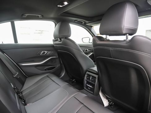 Used 2025 BMW 330i xDrive Sedan w/ Convenience Package image 25