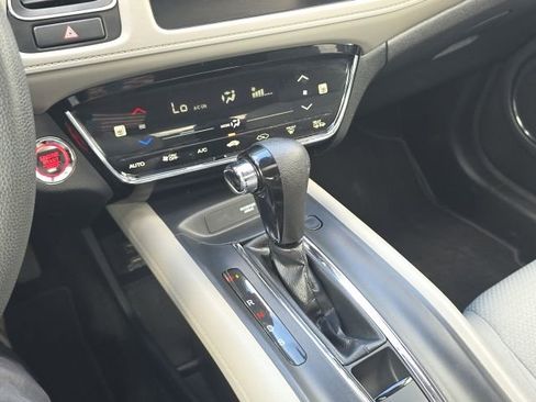 Certified 2022 Honda HR-V EX image 52