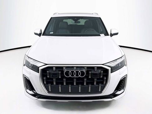 Used 2025 Audi Q7 3.0T Premium Plus w/ Premium Plus Package image 6