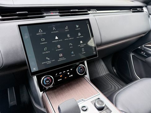 Used 2023 Land Rover Range Rover Autobiography AWD/4WD image 19