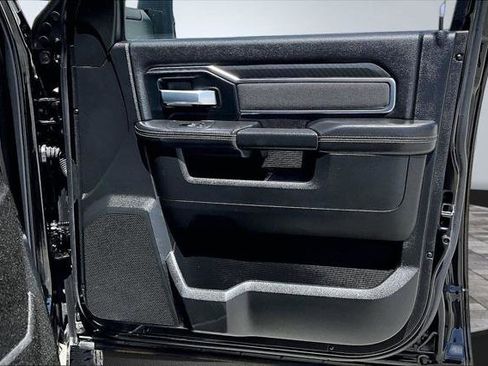 Certified 2025 RAM 2500 Big Horn AWD/4WD image 15