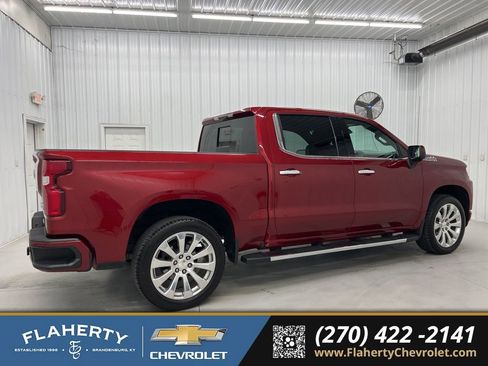 Used 2021 Chevrolet Silverado 1500 High Country image 2