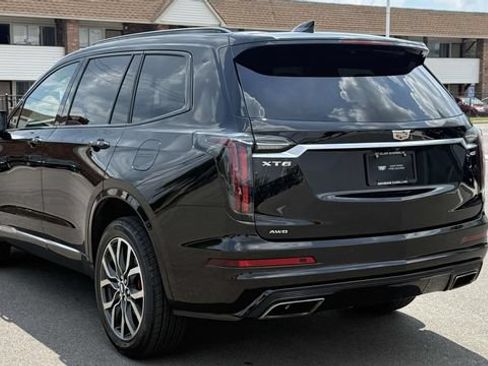 Certified 2023 Cadillac XT6 Sport AWD/4WD image 8