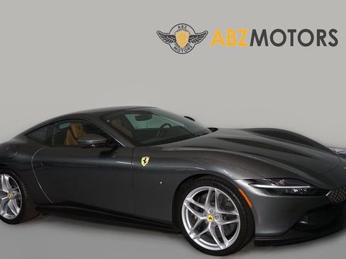 Used 2021 Ferrari Roma image 1