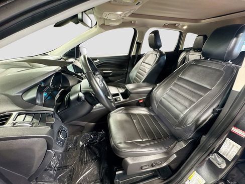 Used 2018 Ford Escape Titanium AWD/4WD image 12