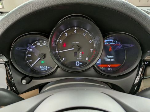 Certified 2025 Porsche Macan Turbo AWD/4WD image 16