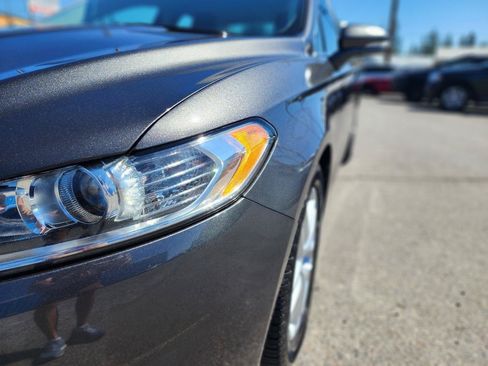 Used 2016 Ford Fusion SE w/ Equipment Group 202A FWD image 32