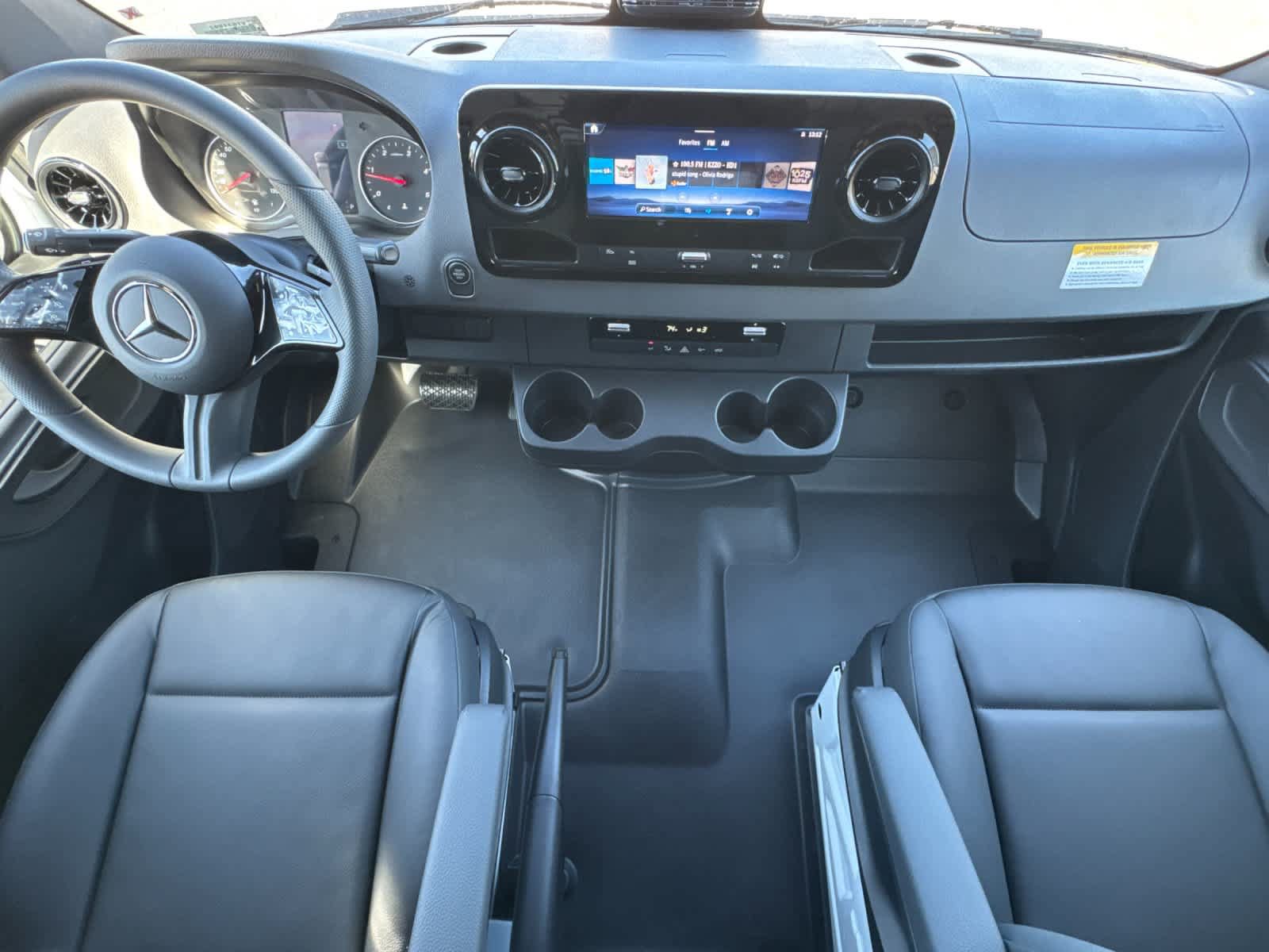 New 2027 Mercedes-Benz Sprinter 2500 image 12