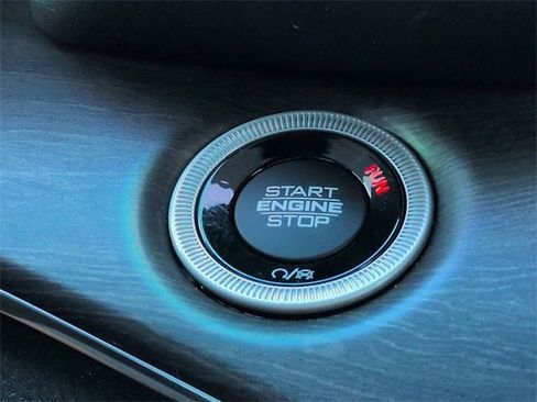 Certified 2023 Jeep Grand Cherokee Overland w/ Adv Protech Group III image 32