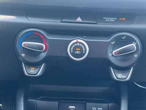 Used 2023 Kia Rio S FWD image 4