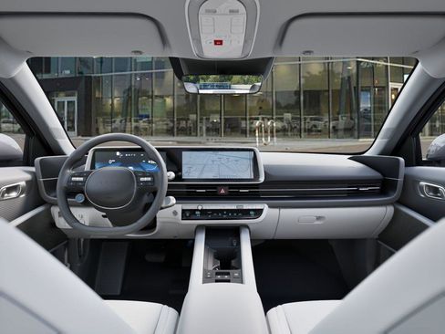 New 2025 Hyundai Ioniq 6 SEL image 11