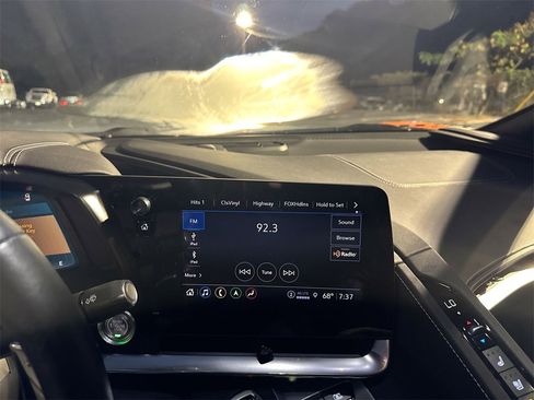 Used 2023 Chevrolet Corvette Stingray Preferred Conv w/ Z51 Performance Package image 25