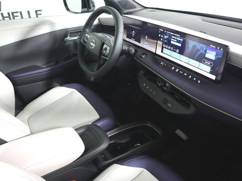 New 2026 Nissan Leaf SV+ w/ Floor Mat Package (SV+) image 25