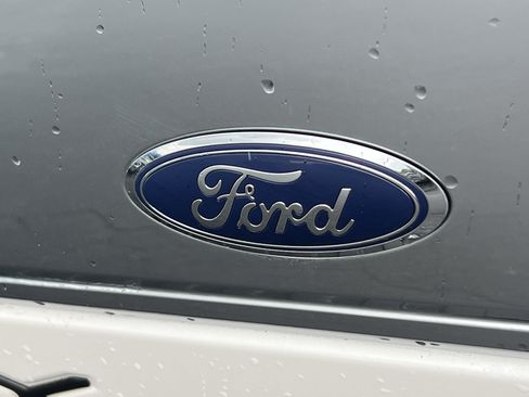 Used 2017 Ford F350 Platinum w/ FX4 4x4 Off Road Package image 8