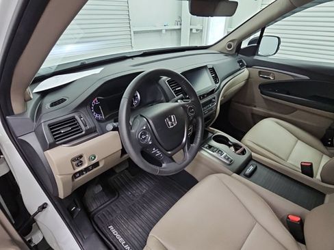 Used 2023 Honda Ridgeline RTL image 11
