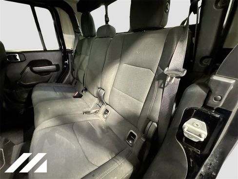 Used 2023 Jeep Gladiator Sport image 24