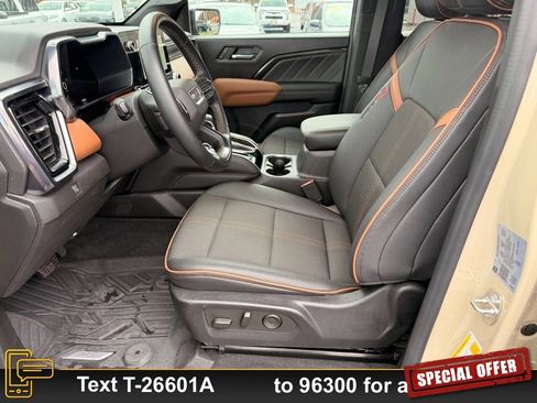 Used 2023 GMC Canyon AT4 image 14