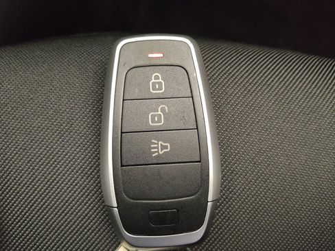 Used 2022 Hyundai Tucson SEL image 32