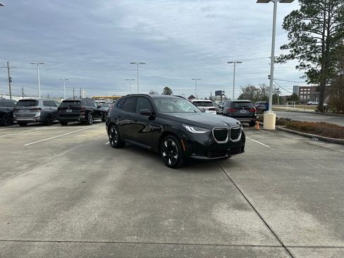New 2026 BMW X3 xDrive30 w/ Premium Package AWD/4WD image 3
