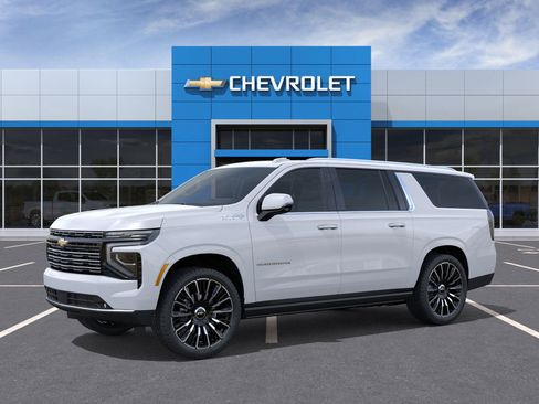 New 2026 Chevrolet Suburban High Country image 2
